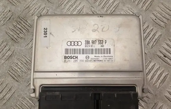Audi A6 S6 C5 4B Engine control unit/module 3B0907552P