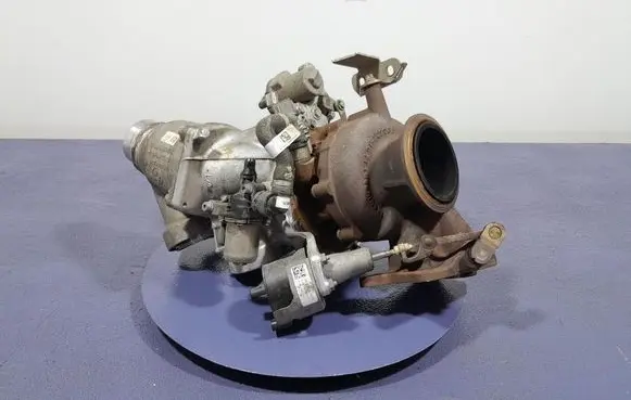 BMW X6 M Turbo system vacuum part 9886709