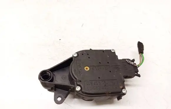 Audi A4 S4 B5 8D Air flap motor/actuator 1j0907511 6nn00762600