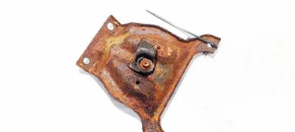 Subaru Legacy Engine mounting bracket