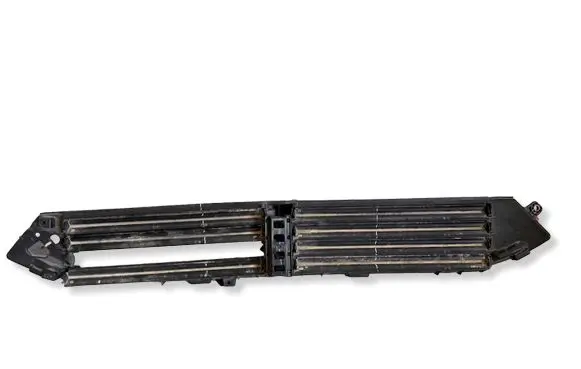 Chrysler Pacifica Intercooler air guide/duct channel 68423754AB