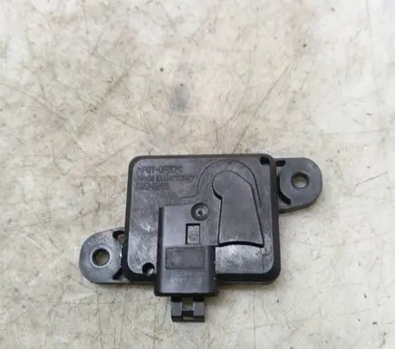 Opel Zafira A Airbag deployment crash/impact sensor 09133263 TGS0939241F 5WK42856