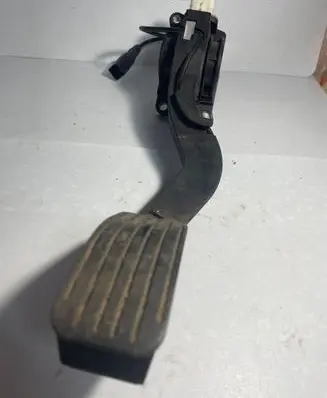 Citroen C4 I Accelerator throttle pedal F00C3E2429