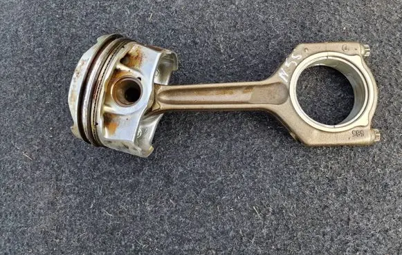 BMW 2 F22 F23 Piston with connecting rod 7624408
