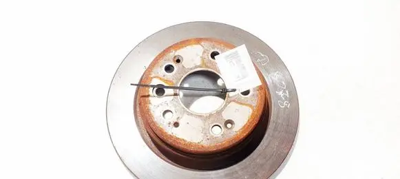 Honda FR-V Rear brake disc neventiliuojamas