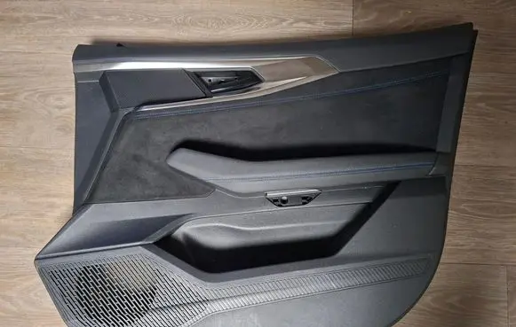 Renault Austral Front door card panel trim 156384411 156384391