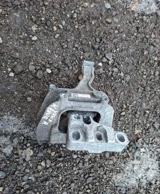 Skoda Karoq Engine mount bracket 5Q0199262BJ