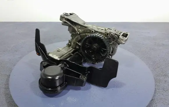 Volvo XC60 Oil pump 32137248