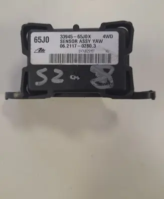 Suzuki Grand Vitara II ESP acceleration yaw rate sensor 3394565J0