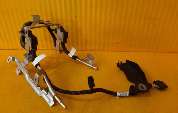 BMW M4 G82 G83 Other engine bay part 8746944 7884109 9500538