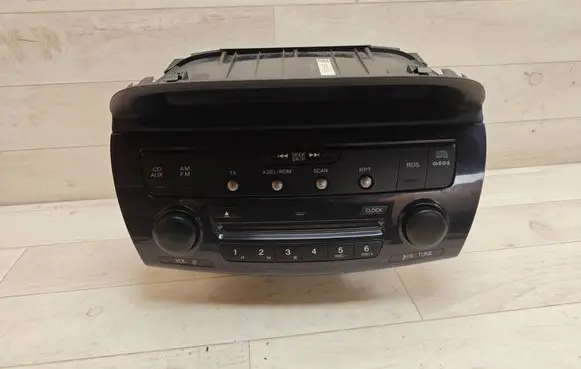 Radio/CD/DVD/GPS head unit