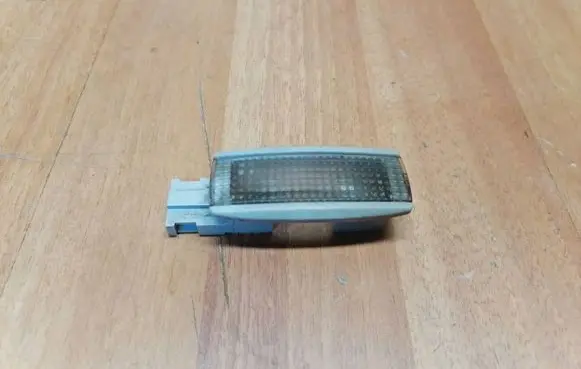 Volkswagen Sharan Other interior light 3B0947113