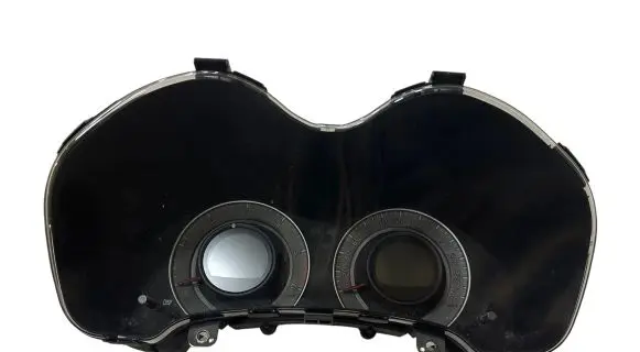 Toyota Auris 150 Speedometer (instrument cluster) 838000Z300 13331044 SV0372
