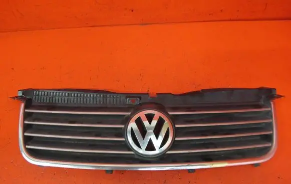 Volkswagen PASSAT B5.5 Front bumper upper radiator grill 3B0853651L
