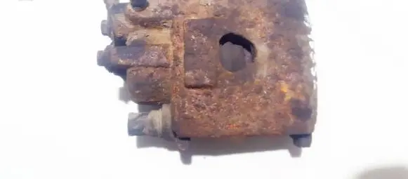 Volkswagen Golf III Front brake caliper