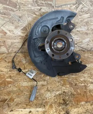 Peugeot 508 II Front wheel hub 9815183580