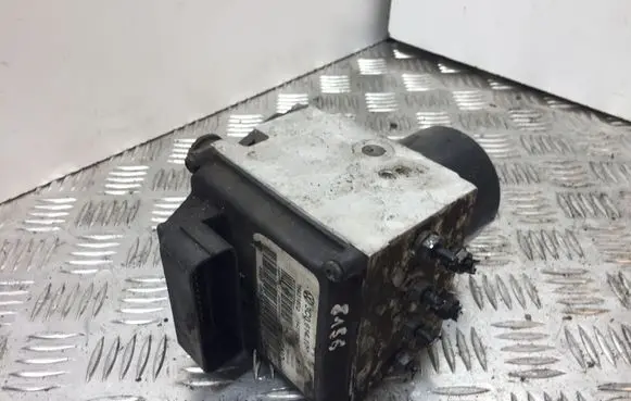 Volkswagen PASSAT B6 ABS Pump 3C0614109D 8156