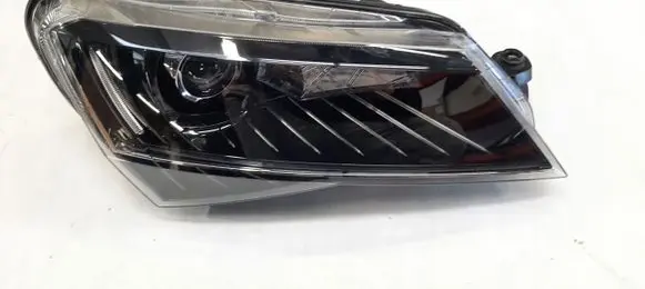 Skoda Superb B8 (3V) Headlight/headlamp 3V1941016A