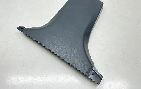 Mercedes-Benz EQC (B) pillar trim (bottom) A2536900525 18321224 WPT52092