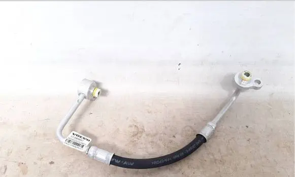 Volvo XC90 Air conditioning (A/C) pipe/hose 31390897
