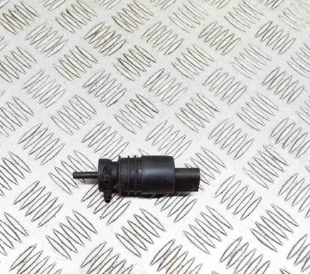 Mercedes-Benz B W245 Windscreen/windshield washer pump
