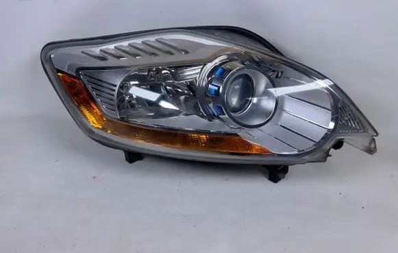 Ford Kuga I Tail light part 8V41-13D154-AF