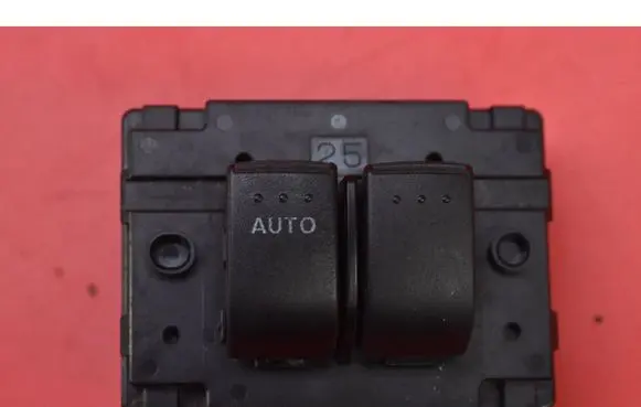 Mazda MX-5 NC Miata Electric window control switch NE516635002