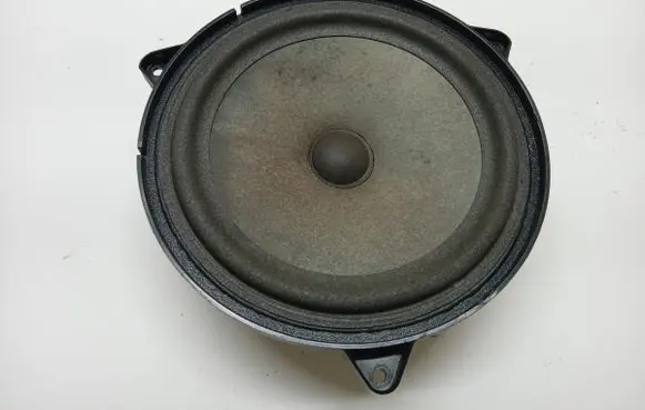 Audi A6 S6 C5 4B Front door speaker 4B0035411