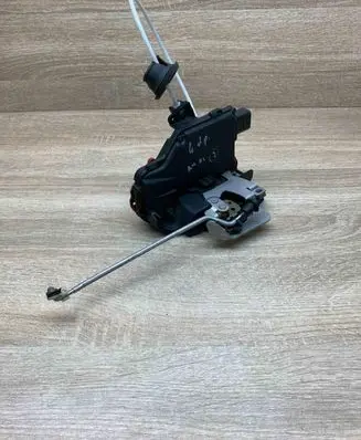 Audi A4 S4 B5 8D Front door lock AudiA4DoorLock