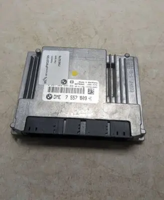 BMW 1 E81 E87 Engine control unit/module 1039S10883 7557809