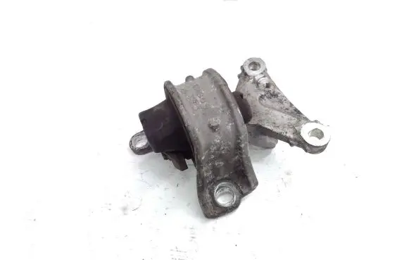Honda CR-V Engine mount bracket 50SWY