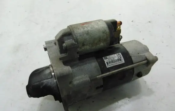 Citroen C4 Aircross Starter motor 1810A210