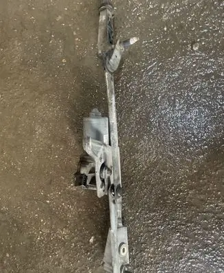 Volvo S60 Front wiper linkage and motor