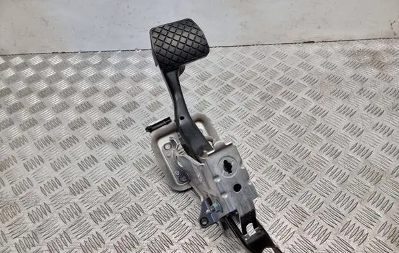 Volkswagen PASSAT B6 Brake pedal 1K1723057N