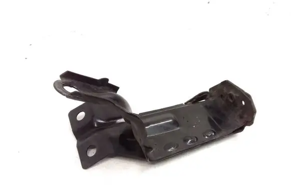 Volvo XC60 Radiator mount bracket 31261931