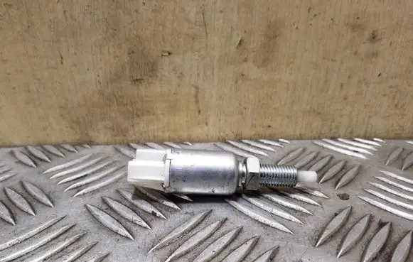 Clutch pedal sensor