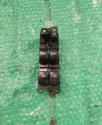 Mitsubishi Outlander Electric window control switch 8608A416 1329012