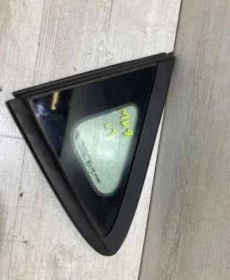 Ford Fiesta Rear side window h1bb-a295751-a