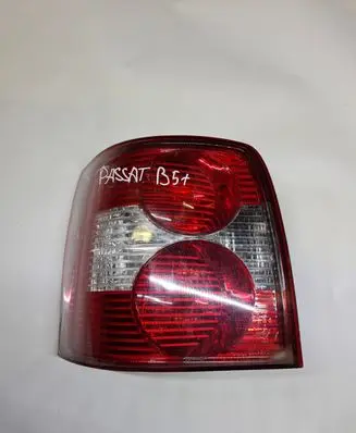 Volkswagen PASSAT B5 Rear/tail lights