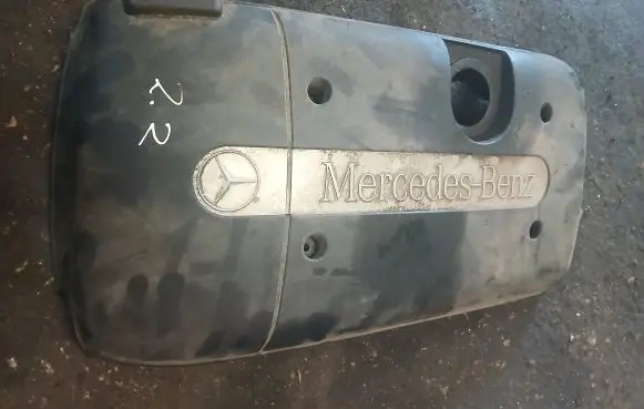 Mercedes-Benz C W203 Engine cover (trim) A6110101067