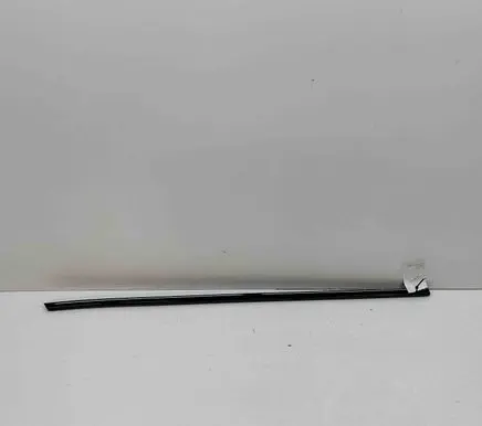 BMW 2 F45 Door glass trim 7375172
