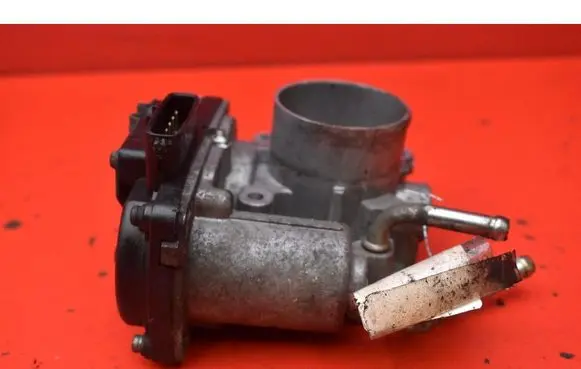 Mitsubishi Colt Throttle body valve 