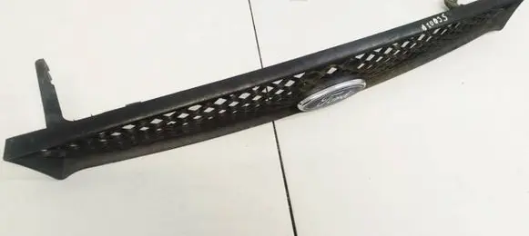 Ford Focus Front grill 98AB8200CH A31065