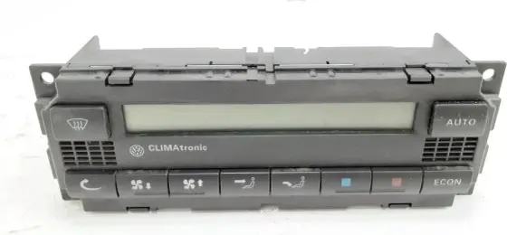Volkswagen Golf IV Climate control unit