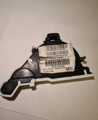 Opel Corsa F Timing belt guard (cover) 9824675280
