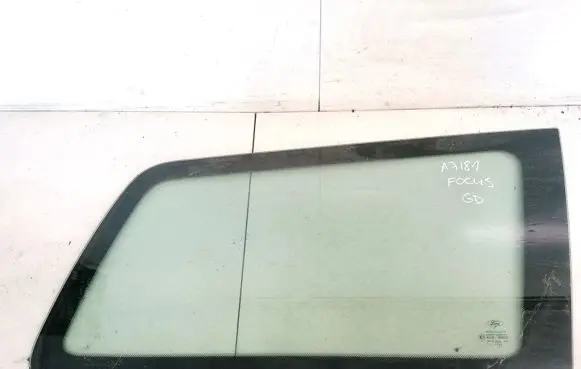 Ford Mondeo Mk III Rear side window