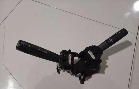 Opel Insignia A Wiper turn signal indicator stalk/switch 13500692