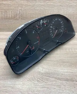 Audi A6 S6 C5 4B Speedometer (instrument cluster) 4B0919860E 860E