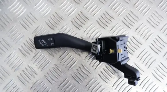 Volkswagen Tiguan Indicator stalk 1K0953513E