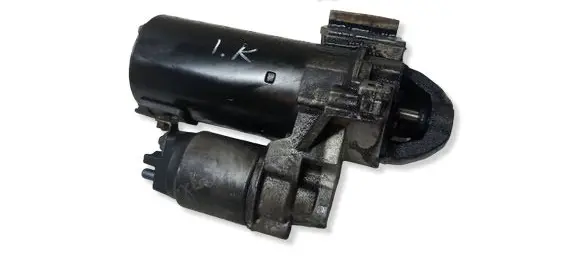 BMW 3 E90 E91 Starter motor 8574102